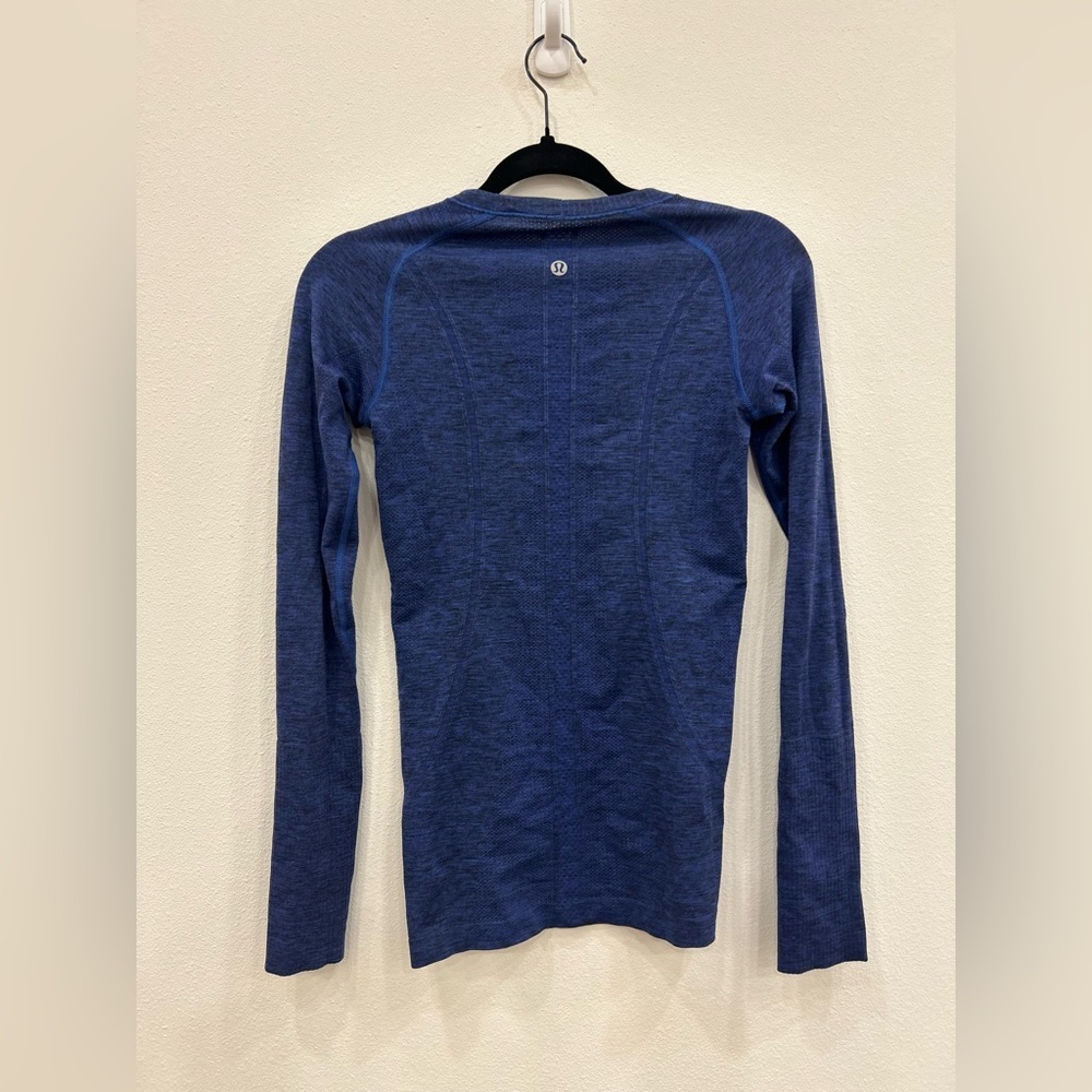 Lululemon Swiftly Tech Long Sleeve Crew Sz 4 Athletic Workout Athleisure Gym Run - Picture 4 of 6